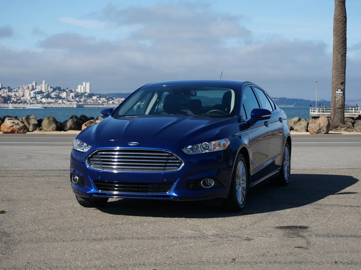 Ford Fusion 2015 Blue